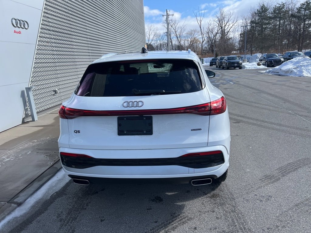 Certified 2025 Audi Q5 Premium w/ Convenience Package image 32