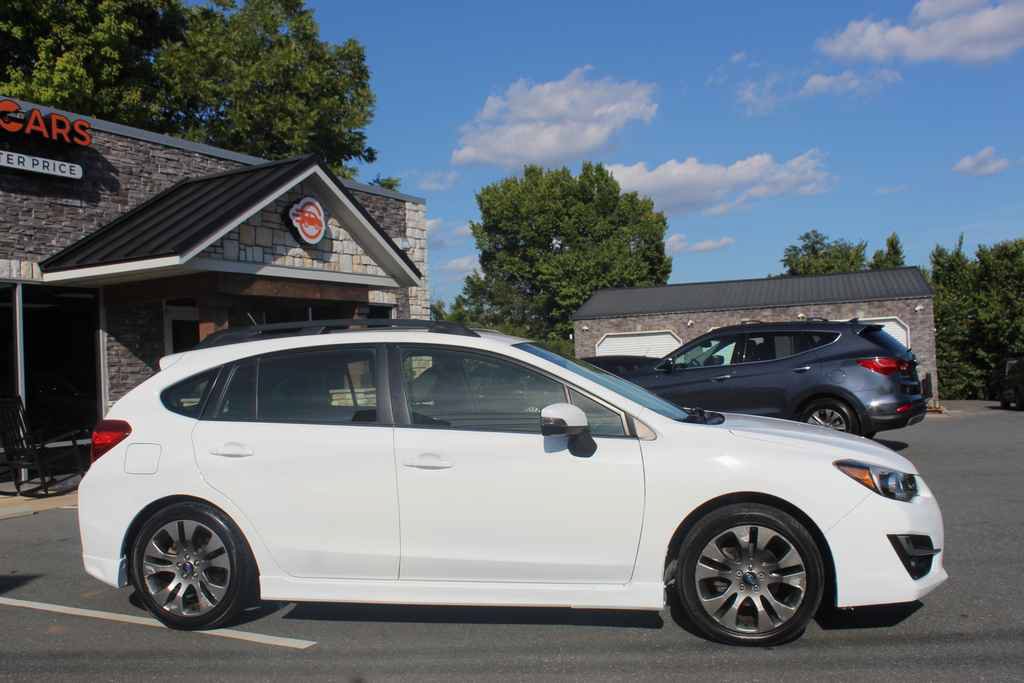 Used 2015 Subaru Impreza 2.0i Sport Premium w/ Popular Package #1 AWD/4WD image 4