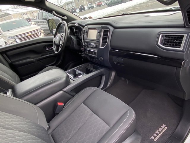Used 2018 Nissan Titan SV w/ SV Convenience Package image 23