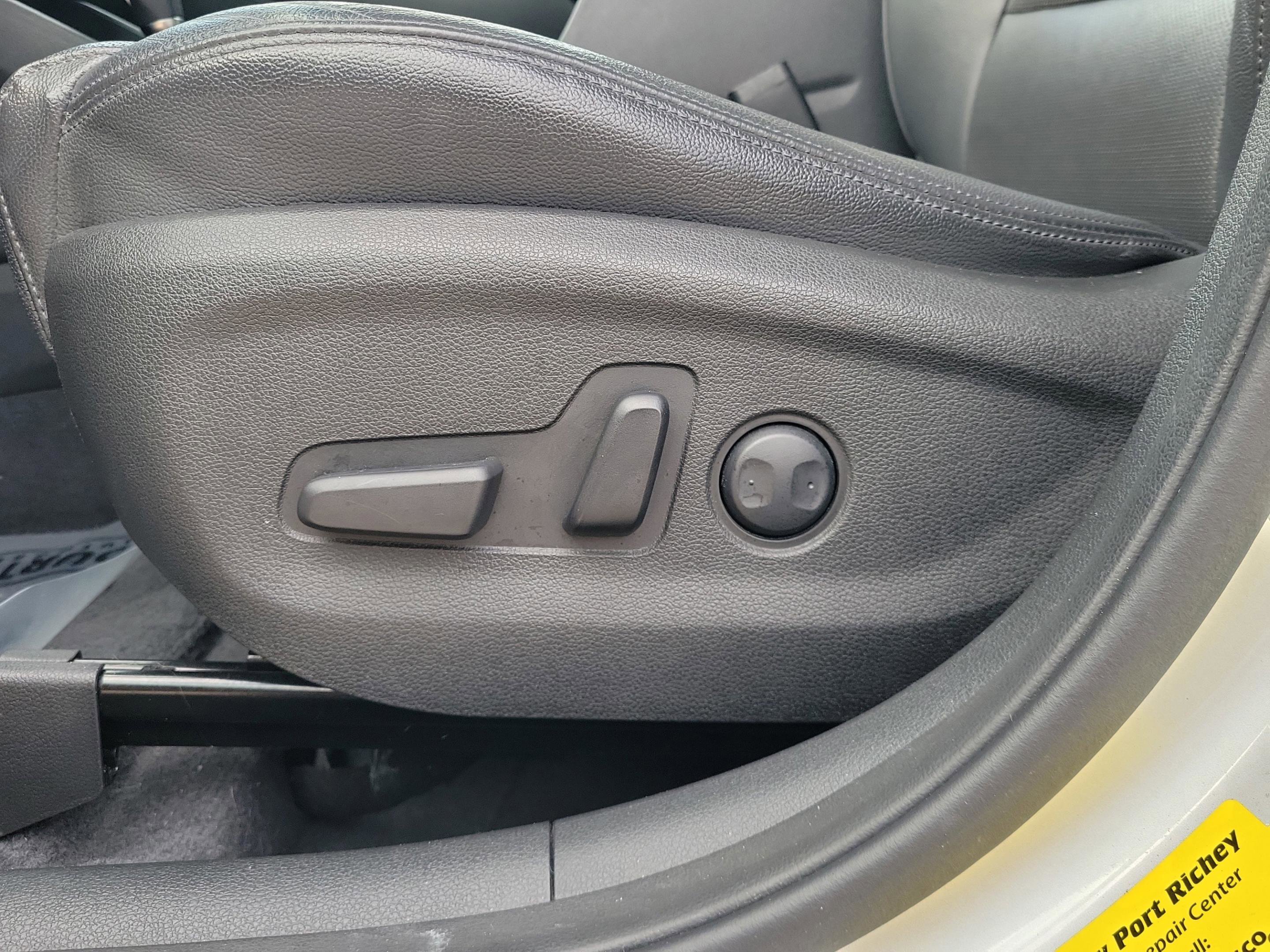 Used 2017 Hyundai Tucson Limited w/ Limited Ultimate Package 03 image 21