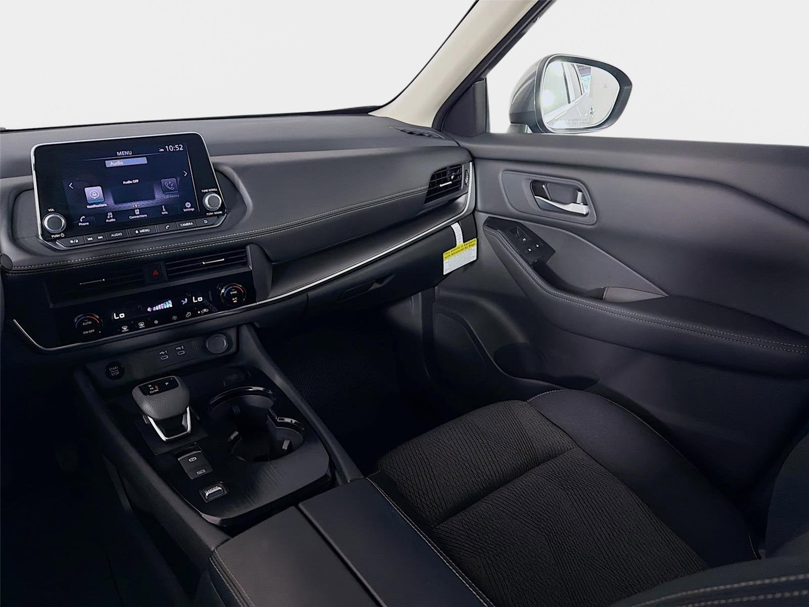 Certified 2026 Nissan Rogue SV FWD image 22