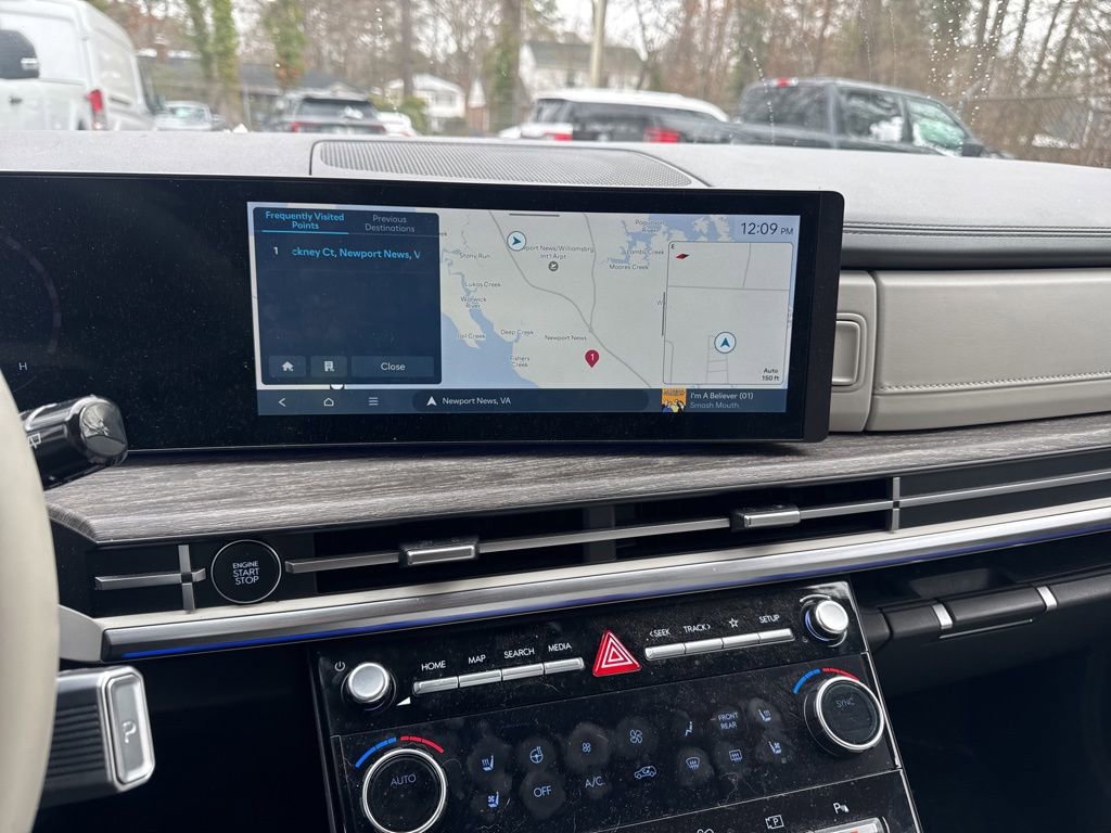 Used 2024 Hyundai Santa Fe Limited image 21