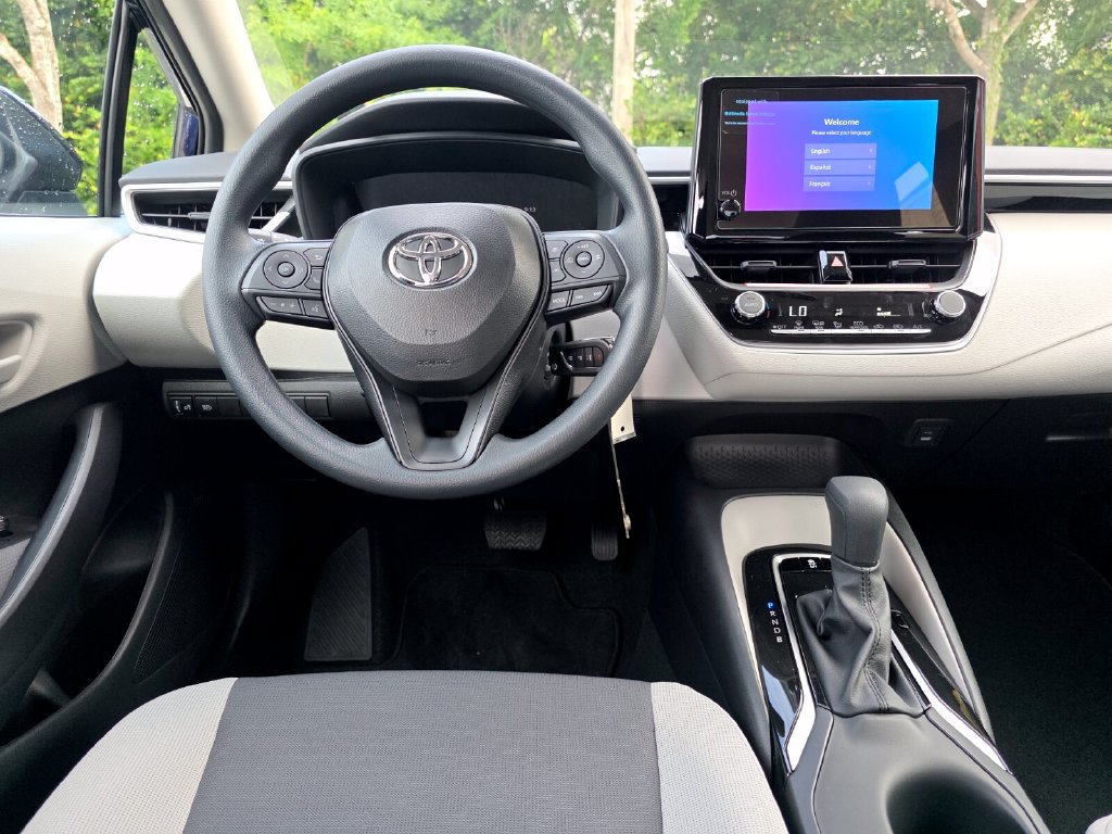 New 2027 Toyota Corolla LE FWD image 7