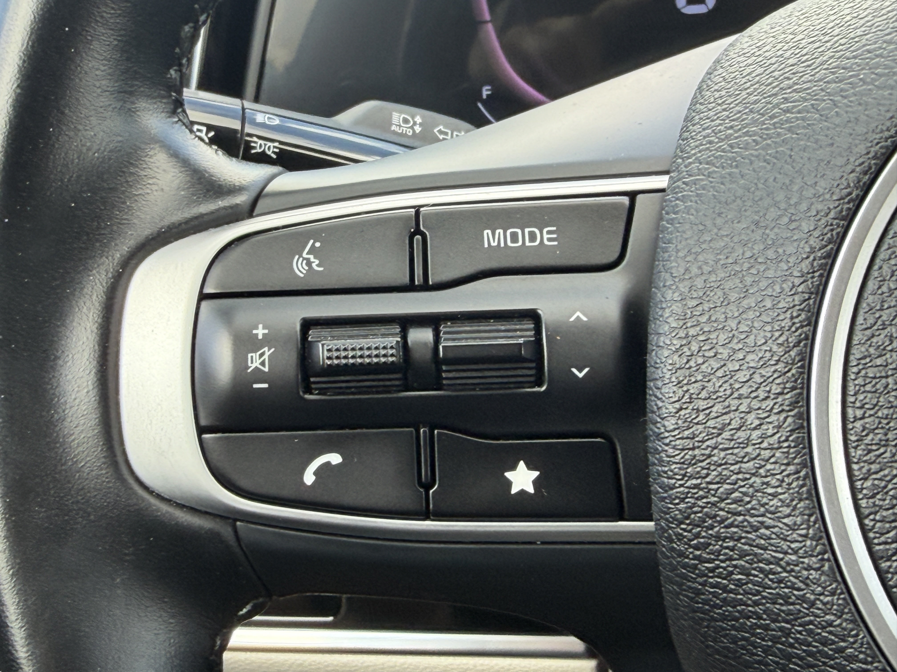 Certified 2023 Kia Sportage EX FWD image 28