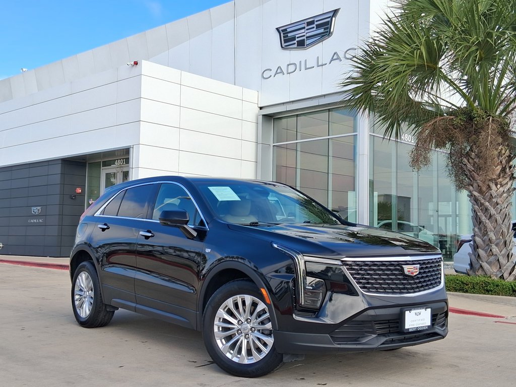 Certified 2024 Cadillac XT4 Luxury FWD image 1