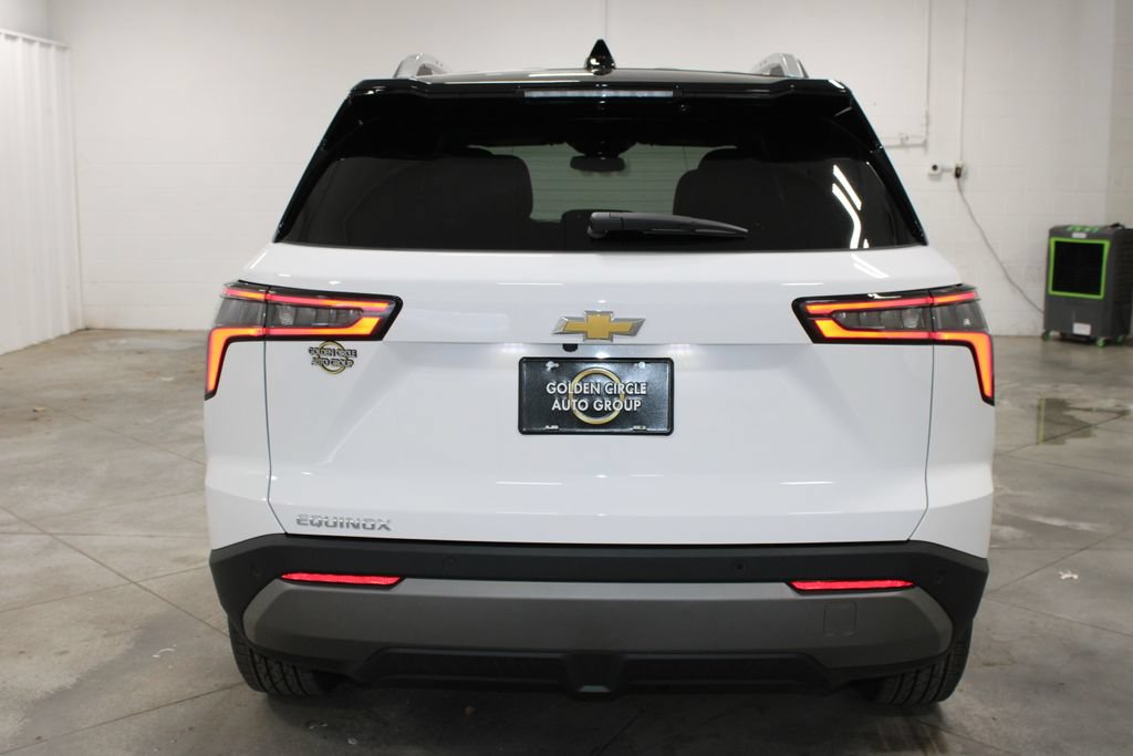 New 2026 Chevrolet Equinox LT w/ Convenience Package II FWD image 8