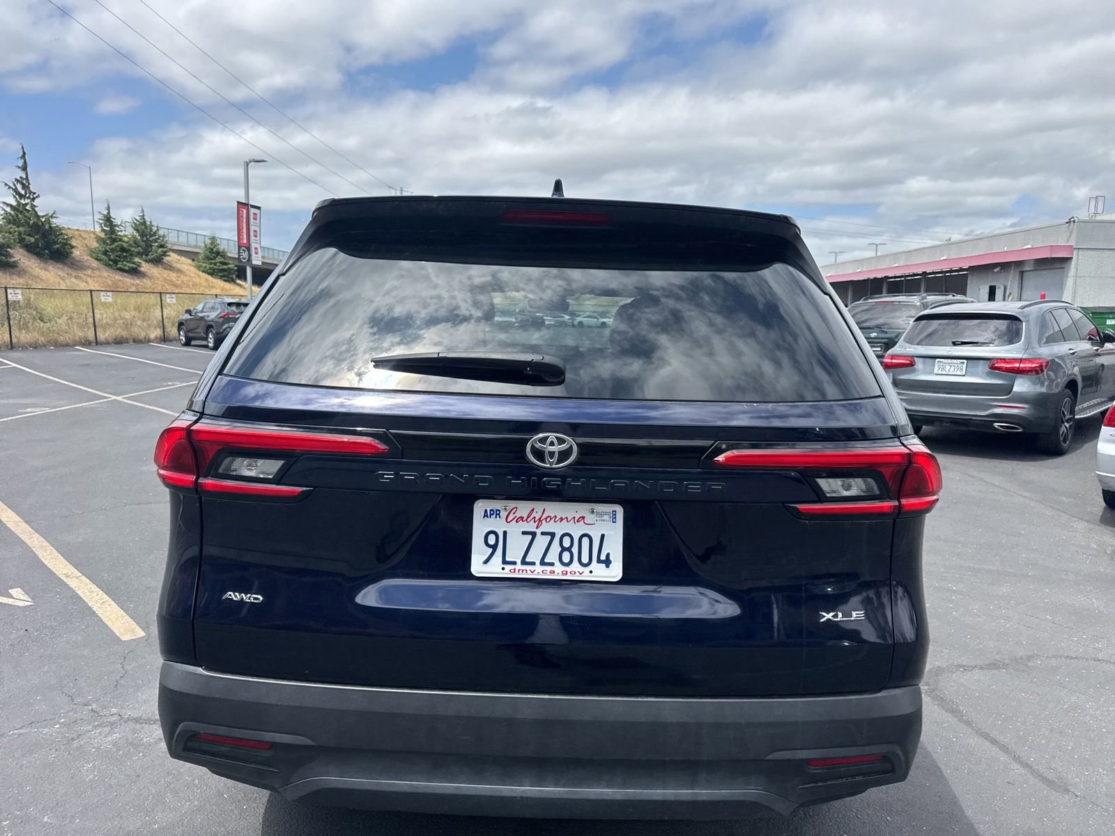 Used 2024 Toyota Grand Highlander AWD image 6
