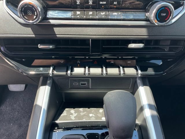 New 2026 Chevrolet Colorado W/T w/ WT Custom Package RWD image 25