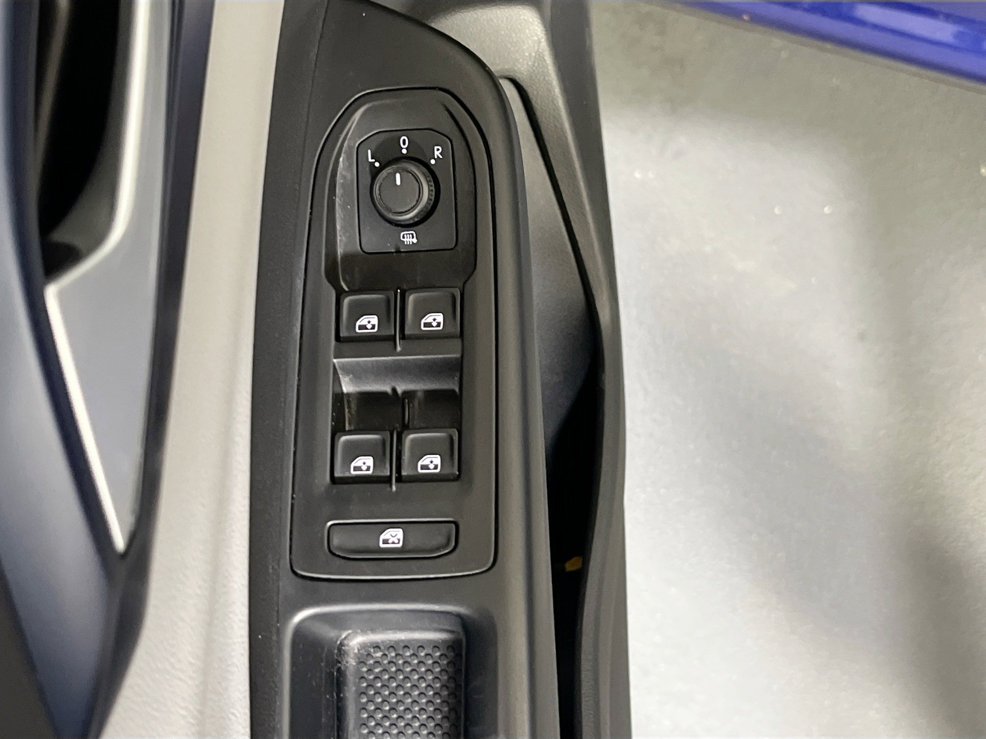 Used 2022 Volkswagen Taos SE image 17