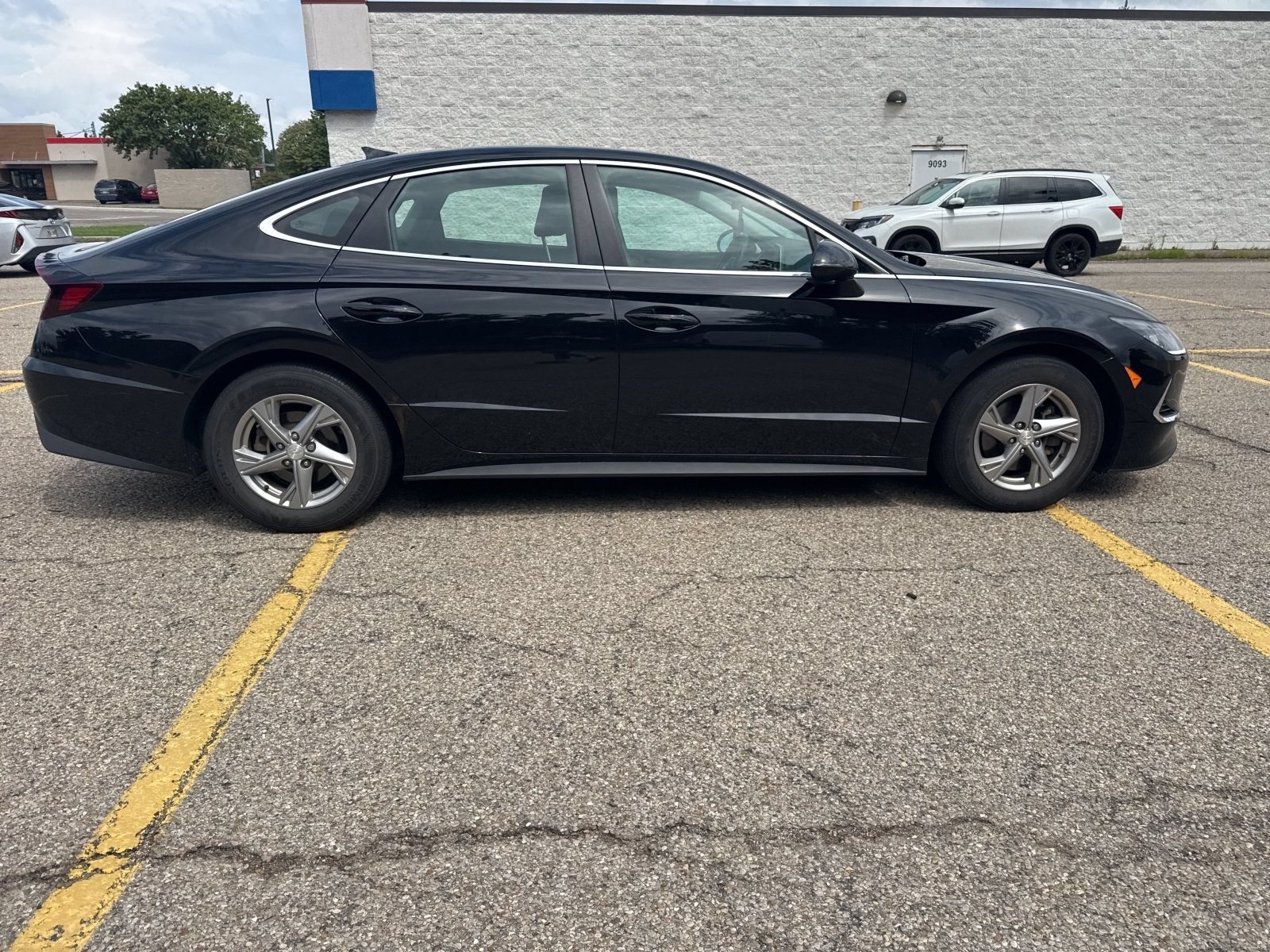 Used 2023 Hyundai Sonata SE FWD image 22