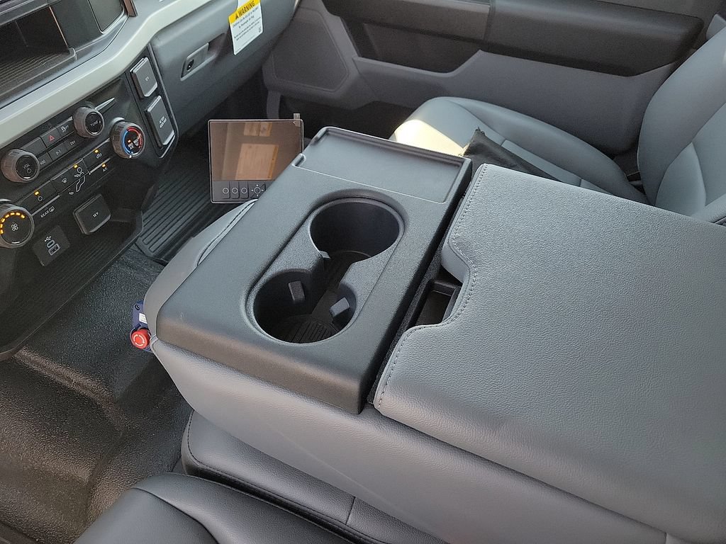 New 2024 Ford F550 4x4 SuperCab Super Duty image 25