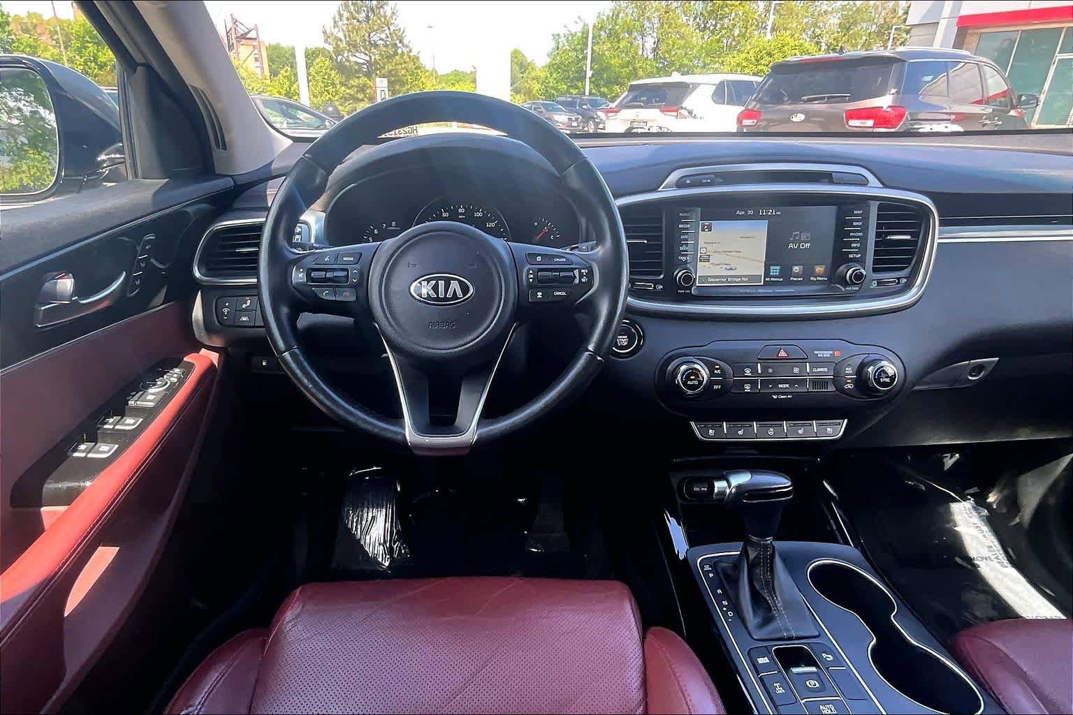Used 2017 Kia Sorento SX AWD/4WD image 6