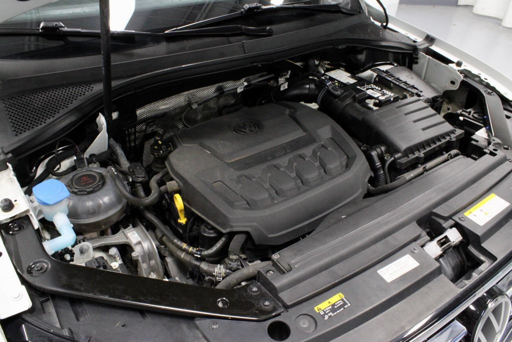 Used 2024 Volkswagen Tiguan SE FWD image 16