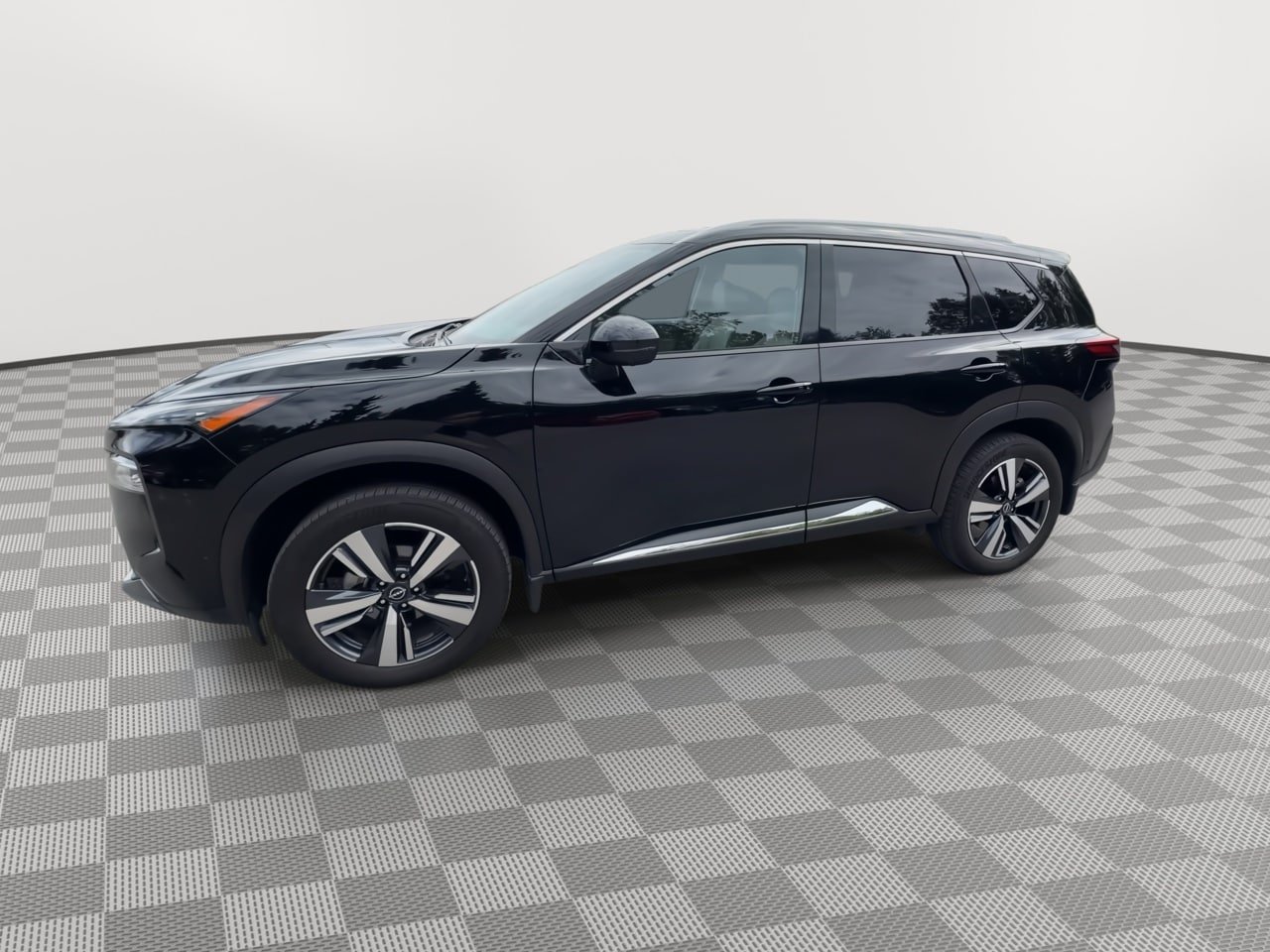 Used 2023 Nissan Rogue SL w/ SL Premium Package AWD/4WD image 4