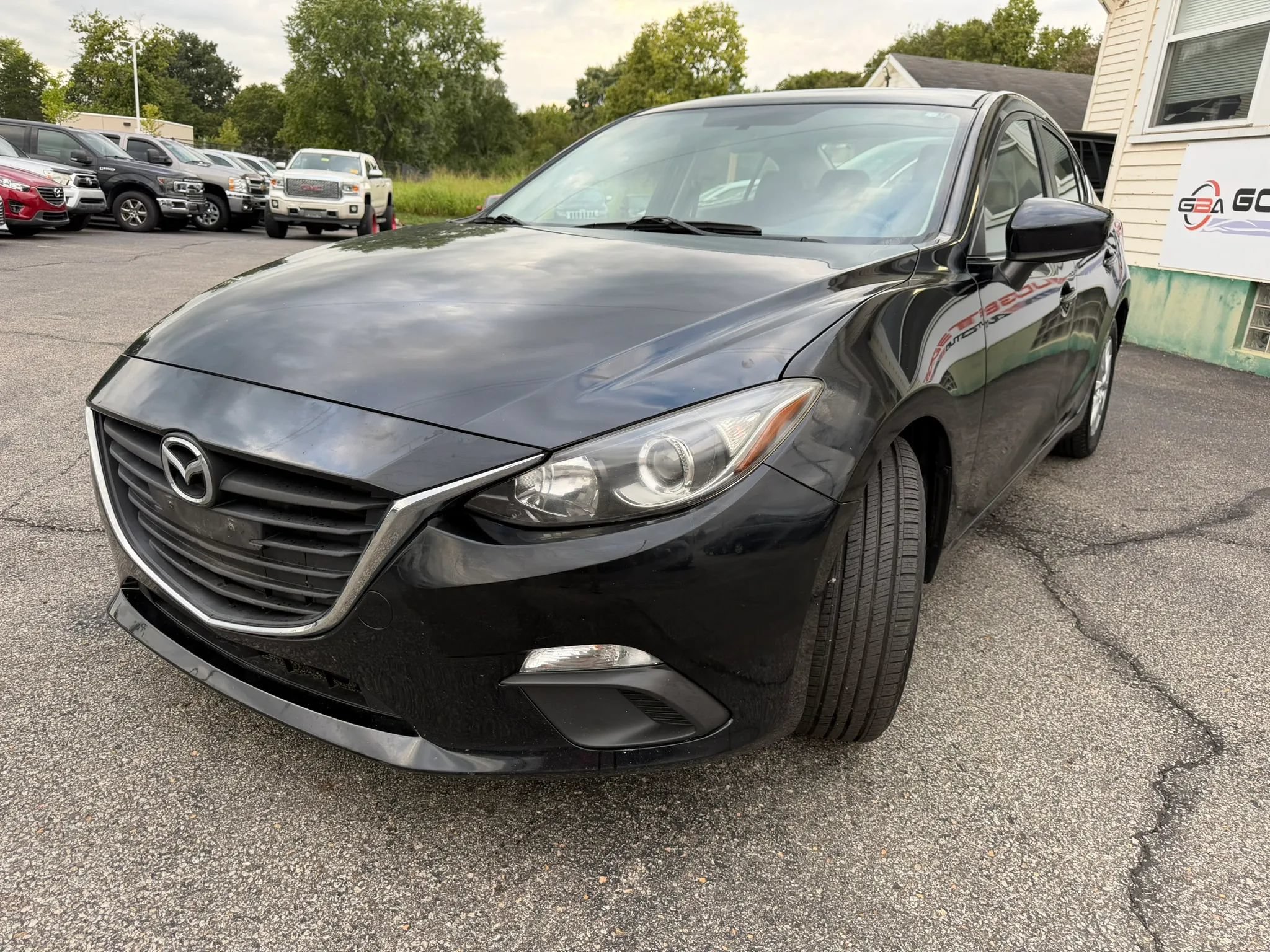 Used 2014 MAZDA MAZDA3 i Touring w/ Moonroof Package 1 FWD image 9