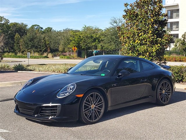 Used 2018 Porsche 911 Carrera S image 2