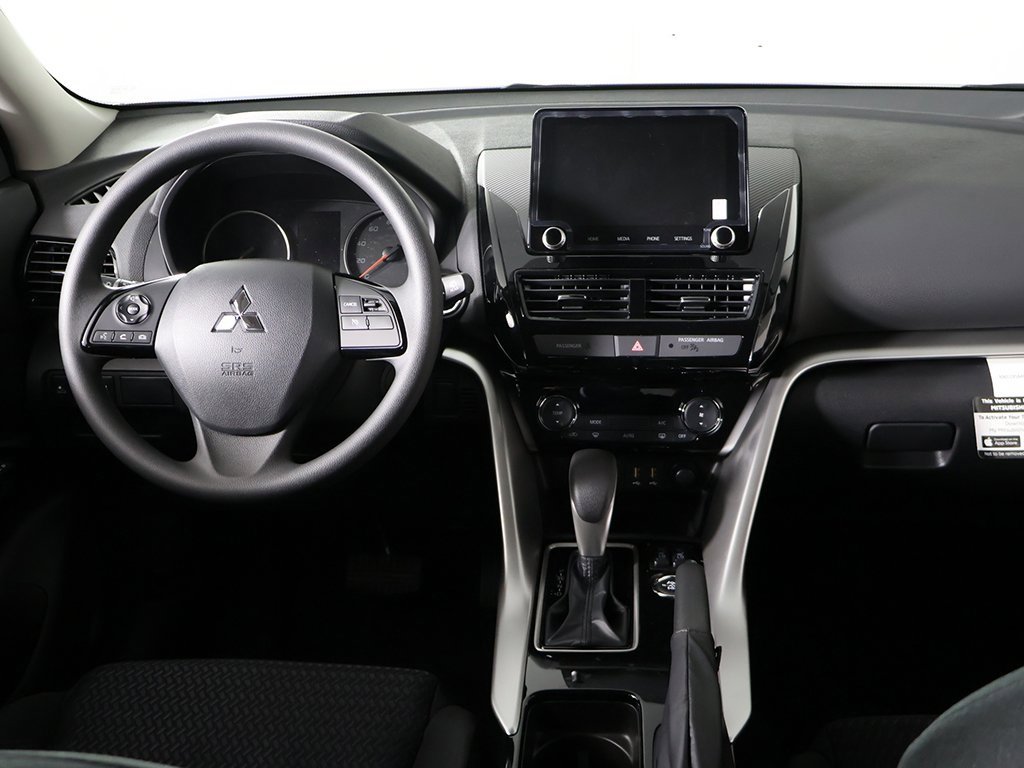 New 2025 Mitsubishi Eclipse Cross LE image 29