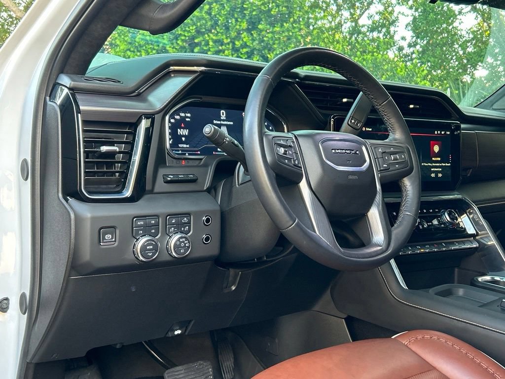 Used 2025 GMC Sierra 2500 Denali Ultimate AWD/4WD image 38
