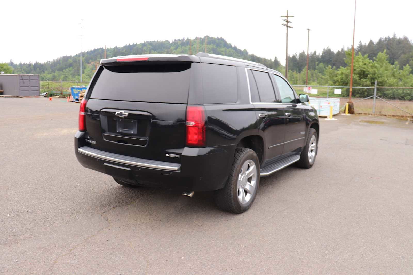 Used 2017 Chevrolet Tahoe Premier AWD/4WD image 5