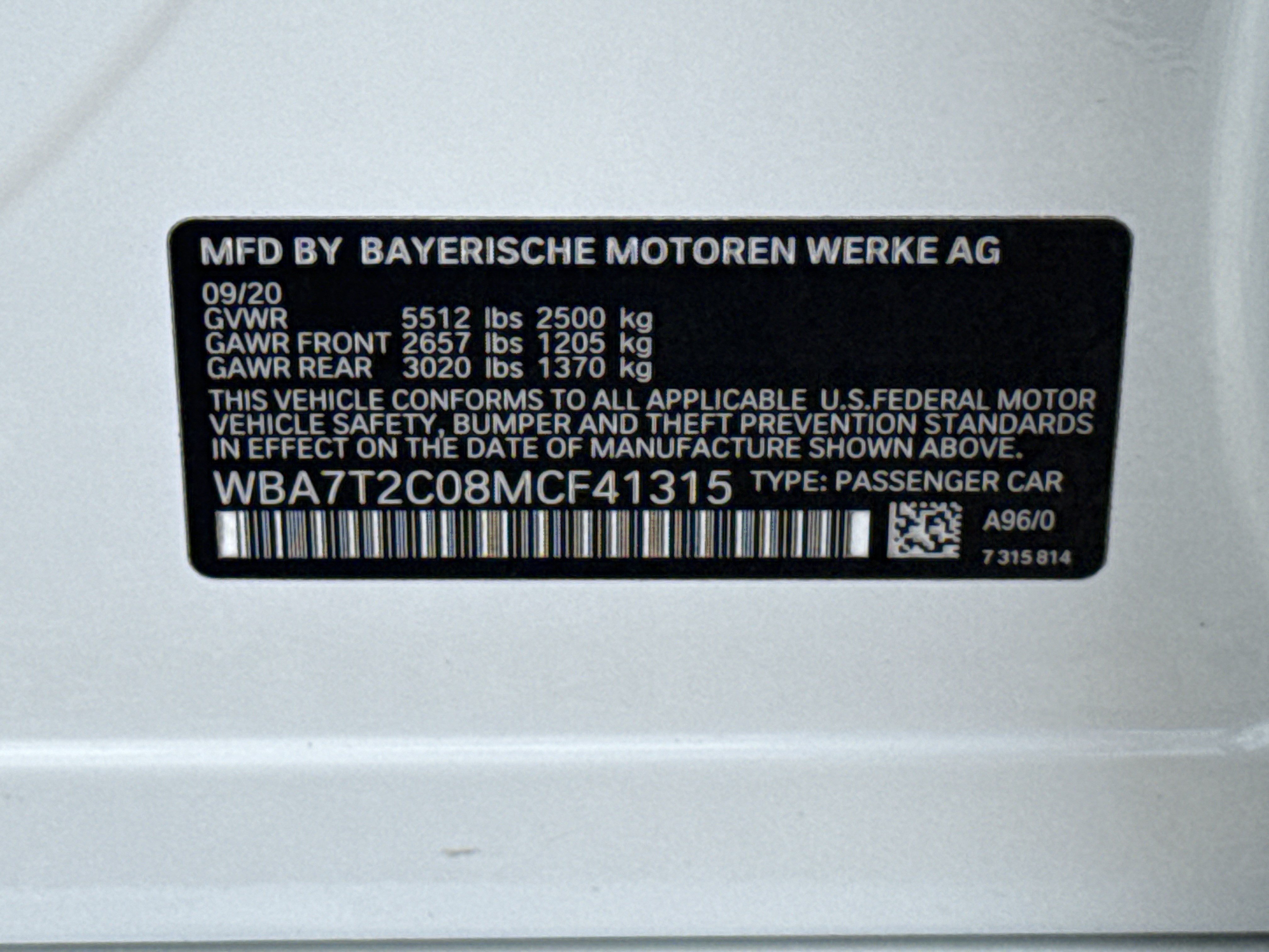 Used 2021 BMW 740i w/ Premium Package RWD image 35