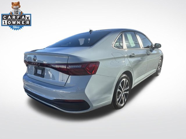 Used 2025 Volkswagen Jetta Sport FWD image 13