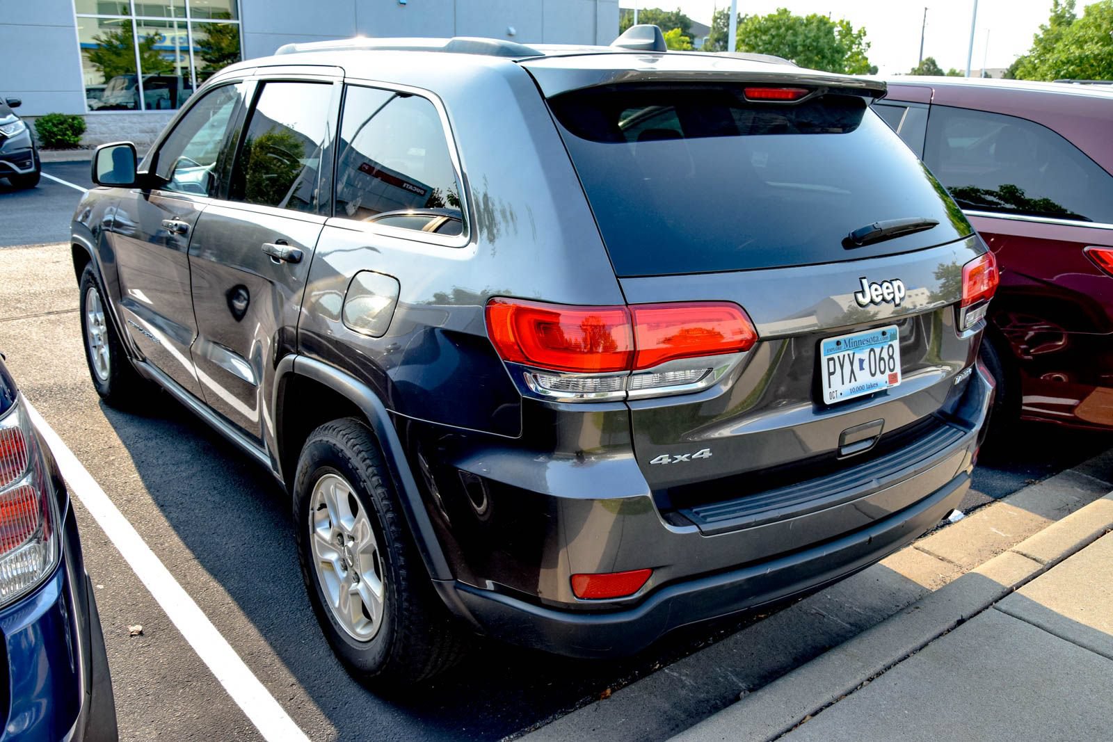 Used 2014 Jeep Grand Cherokee Laredo w/ Quick Order Package 23E AWD/4WD image 6