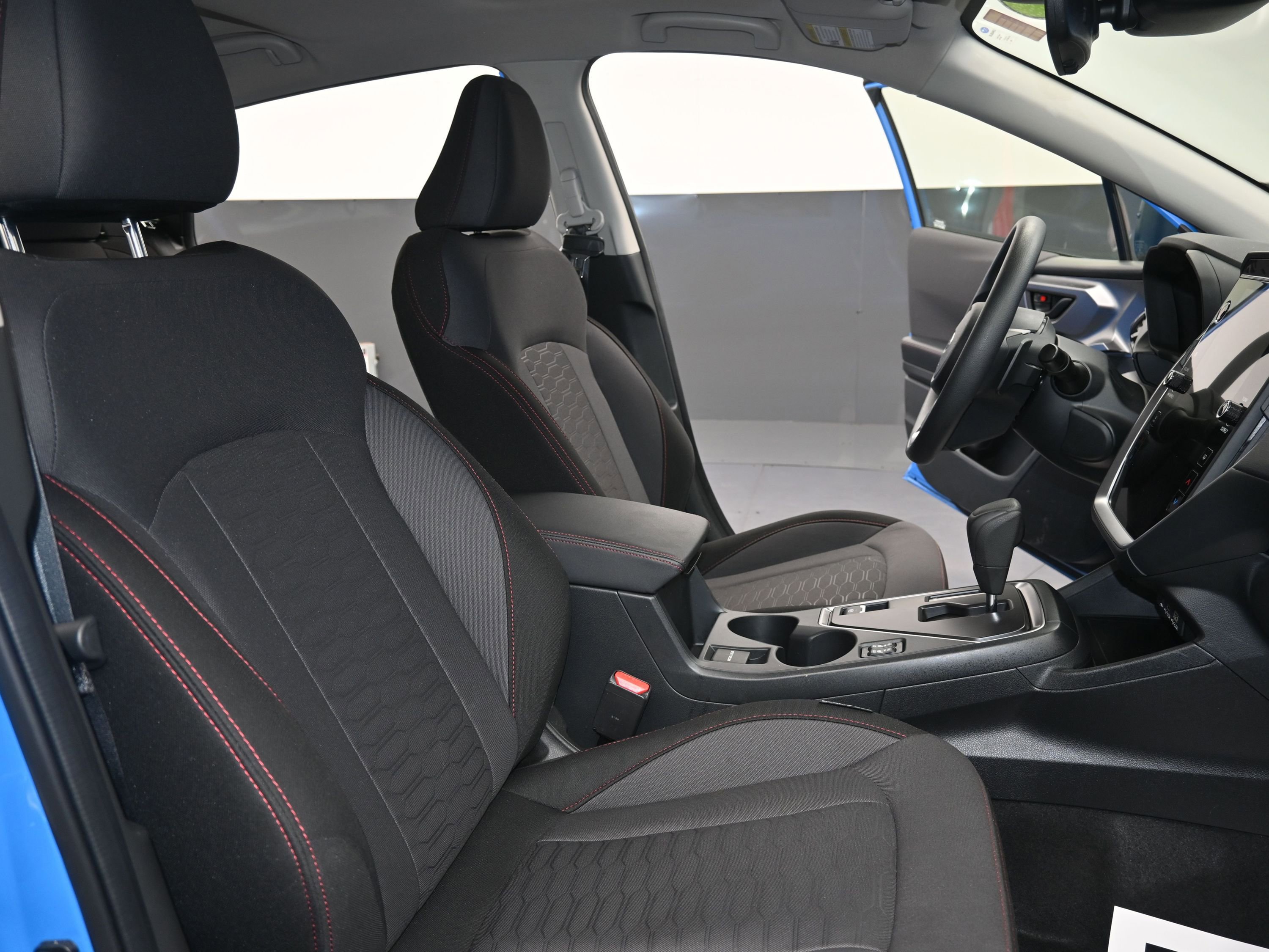 Certified 2025 Subaru Impreza 2.0i Sport AWD/4WD image 18