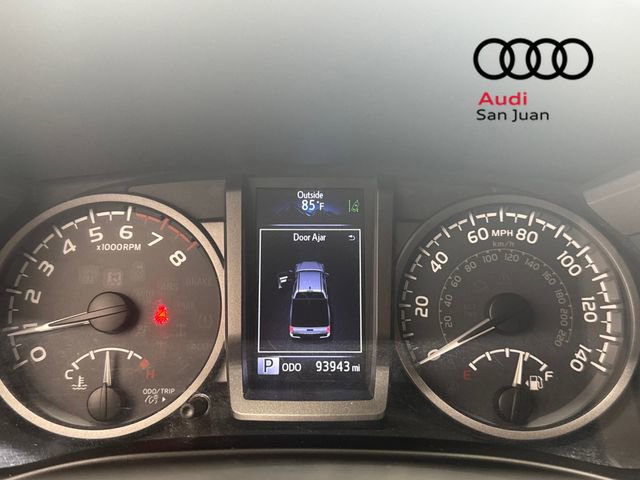 Used 2018 Toyota Tacoma TRD Off-Road w/ Technology Package AWD/4WD image 19