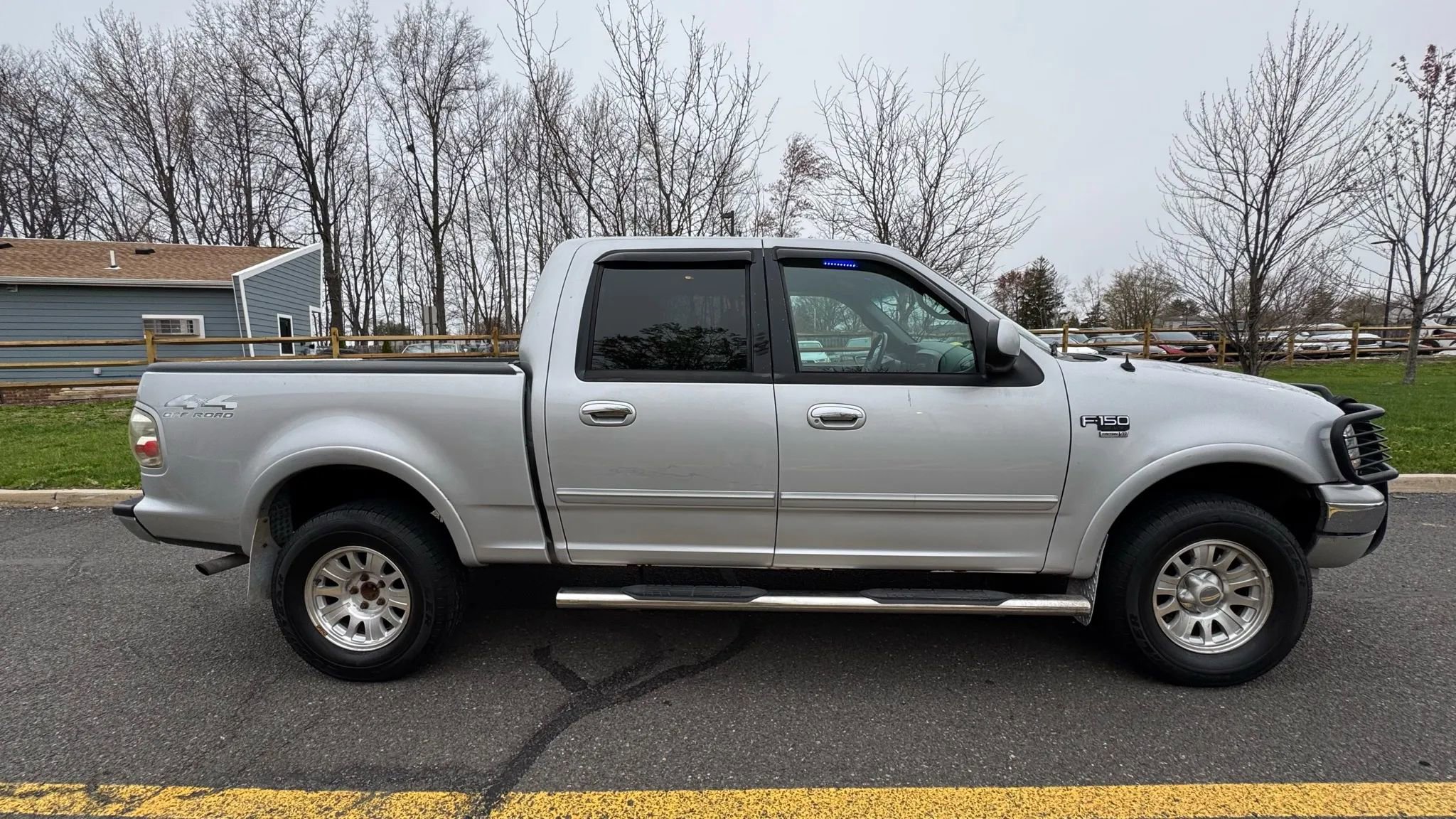 Used 2001 Ford F150 4x4 SuperCrew image 8