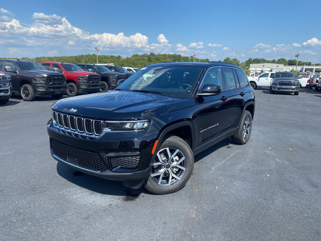 New 2027 Jeep Grand Cherokee Laredo X