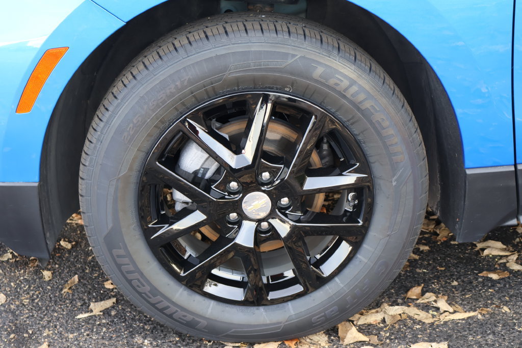 Used 2024 Chevrolet Equinox LS w/ LS Convenience Package FWD image 12