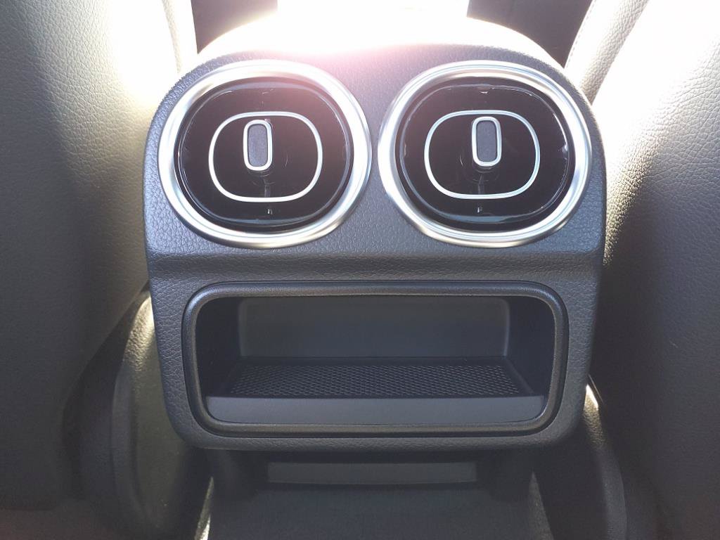 Used 2024 Mercedes-Benz C 300 4MATIC Sedan image 16