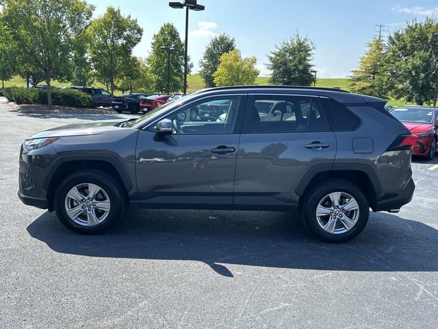 Used 2025 Toyota RAV4 XLE FWD image 7