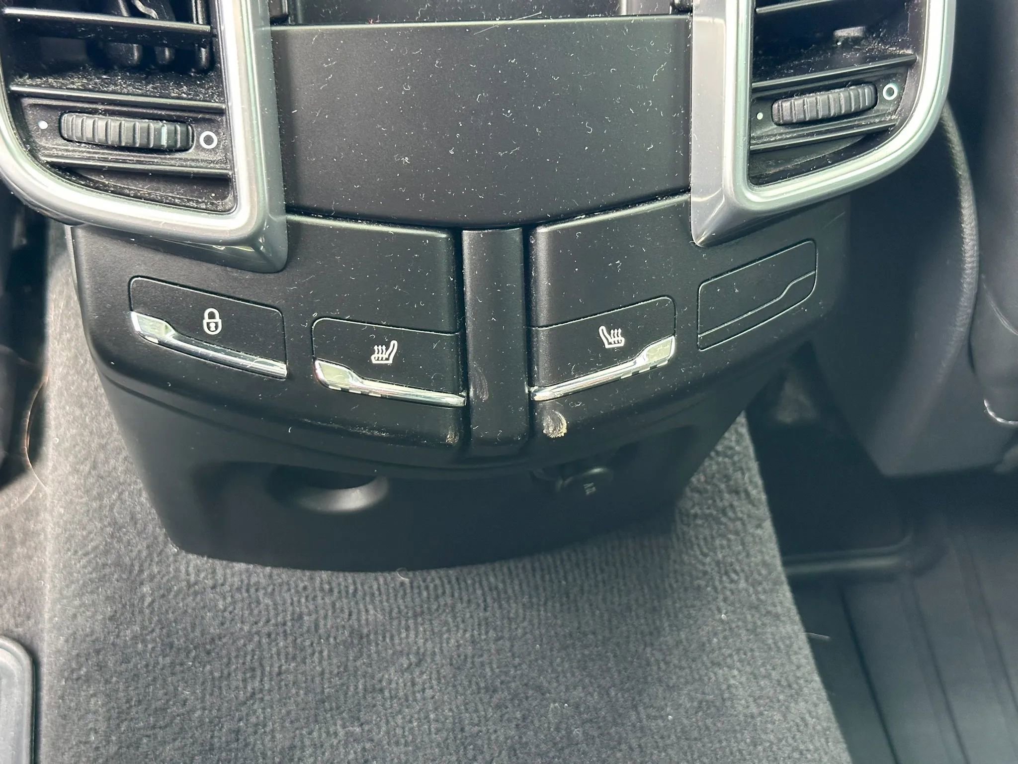 Used 2014 Porsche Cayenne Turbo S AWD/4WD image 39
