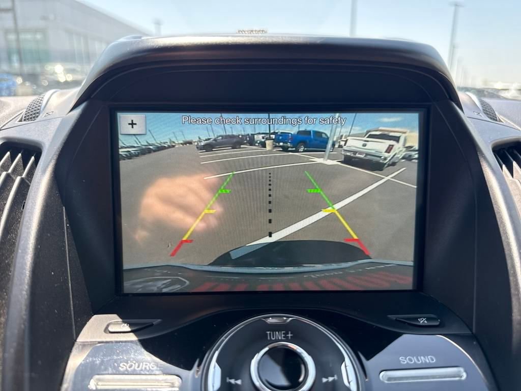 Used 2019 Ford Escape Titanium image 19