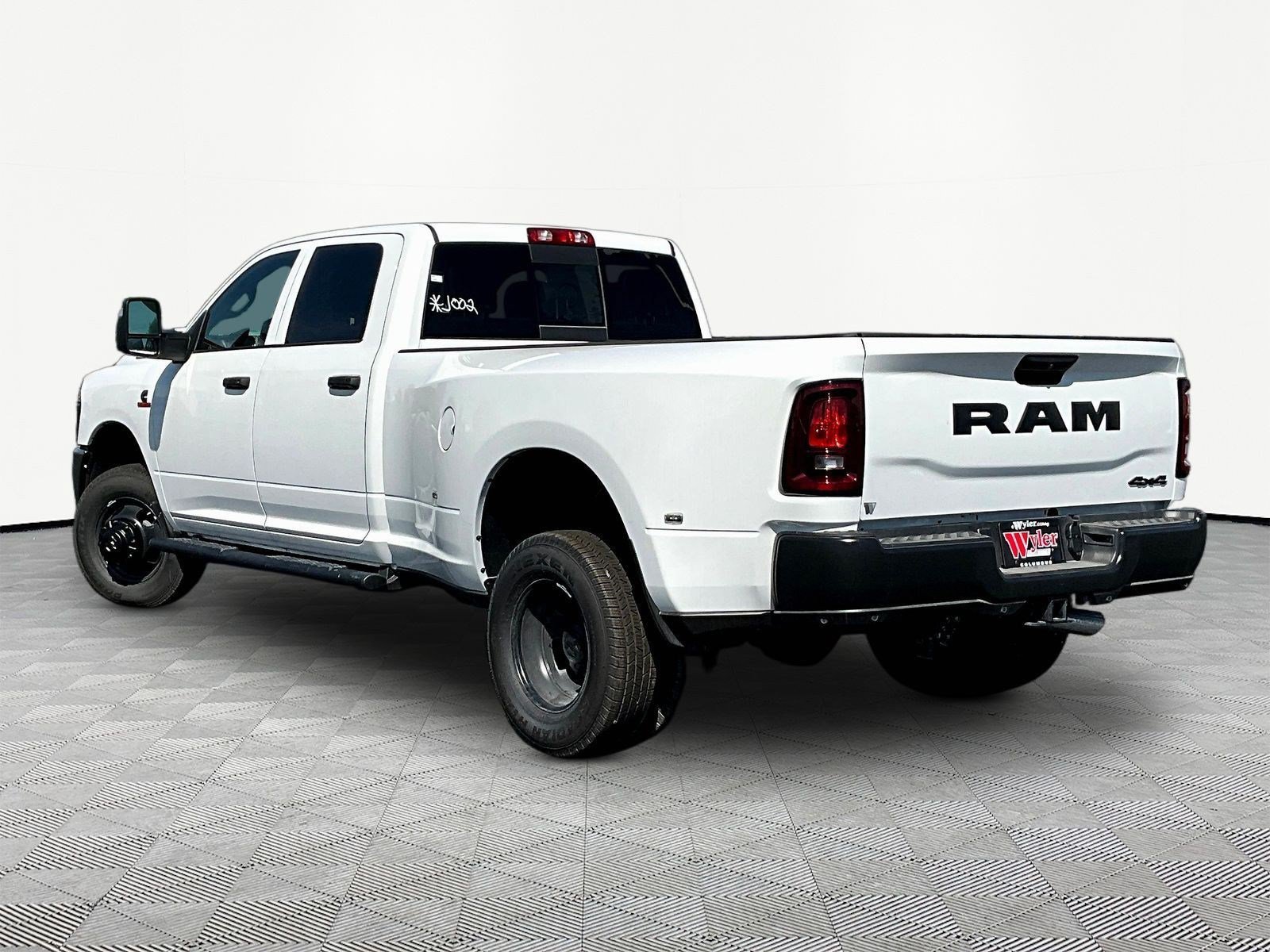 New 2026 RAM 3500 Tradesman AWD/4WD image 3