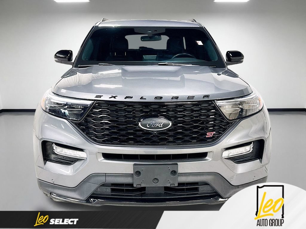 Used 2022 Ford Explorer ST w/ Equipment Group 401A AWD/4WD image 2