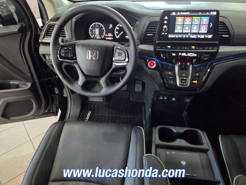 Used 2026 Honda Odyssey Elite image 10