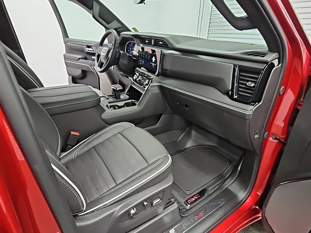 Used 2024 GMC Sierra 1500 AT4X image 39