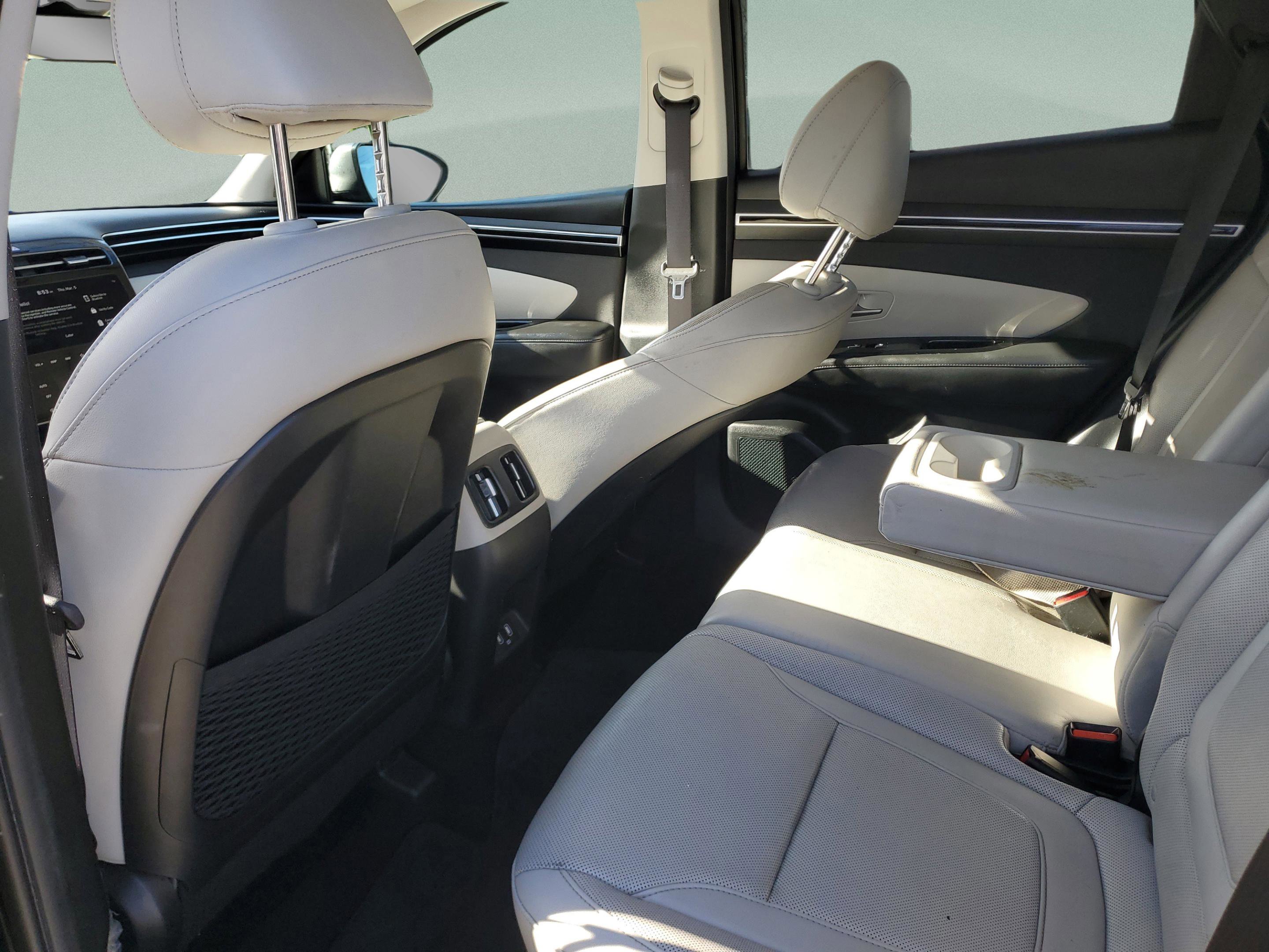 Used 2023 Hyundai Tucson Limited image 10