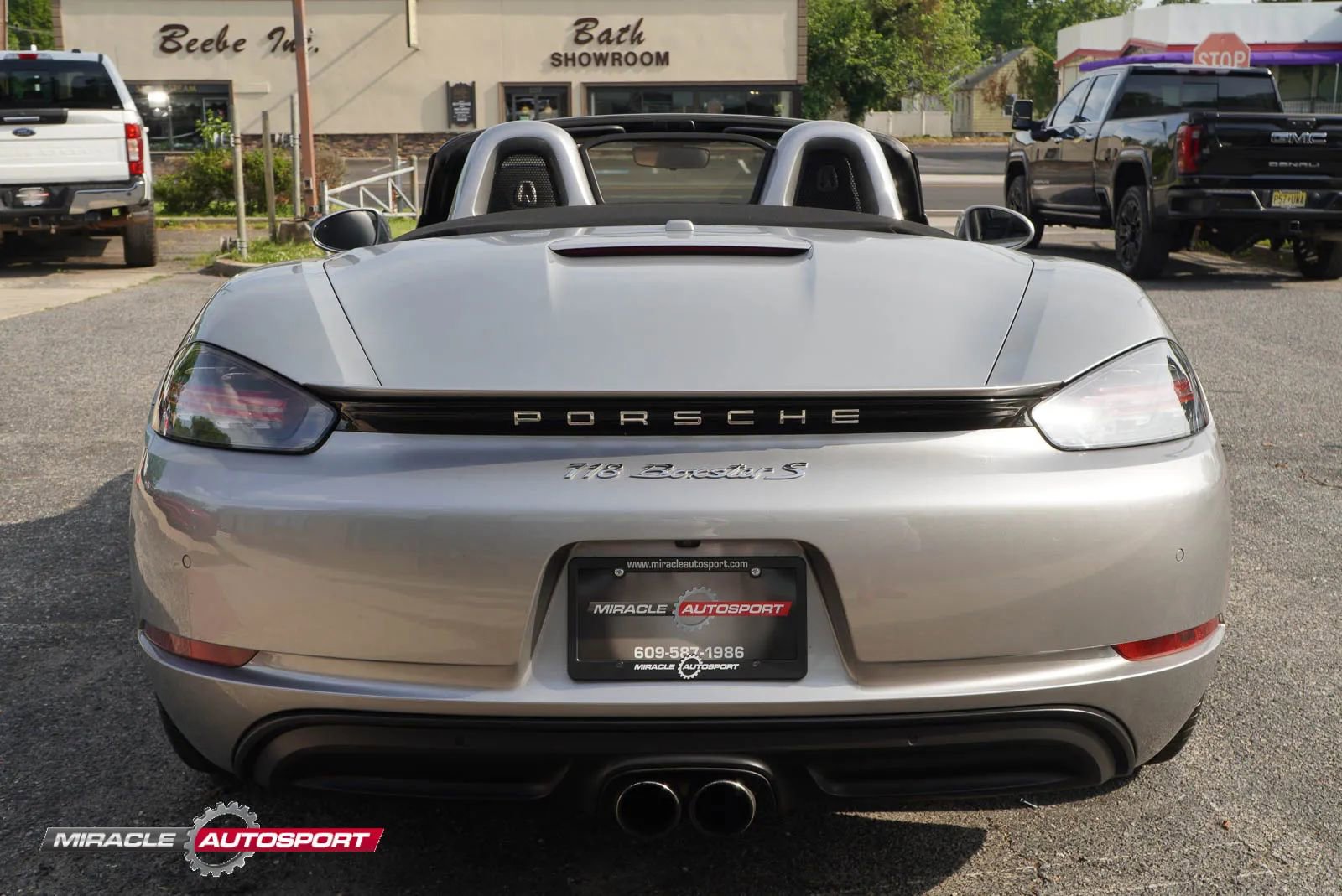 Used 2018 Porsche 718 Boxster S RWD image 6