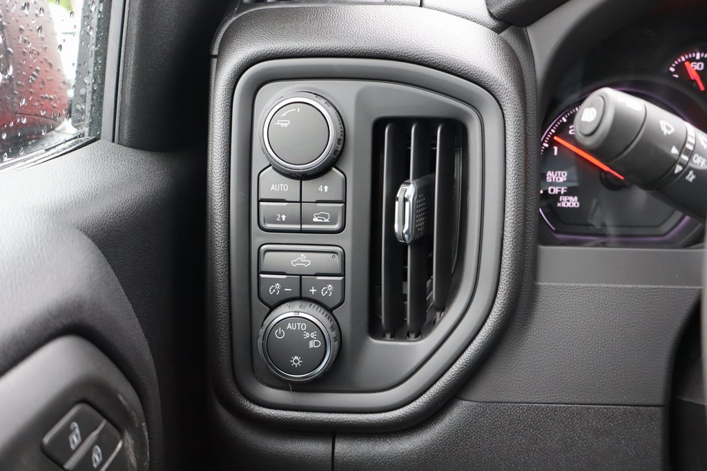 New 2025 Chevrolet Silverado 1500 Custom w/ Rally Edition image 9
