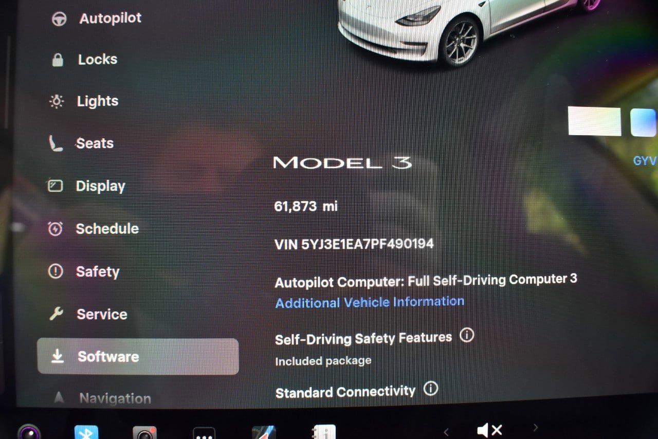 Used 2023 Tesla Model 3 Standard Range RWD image 27