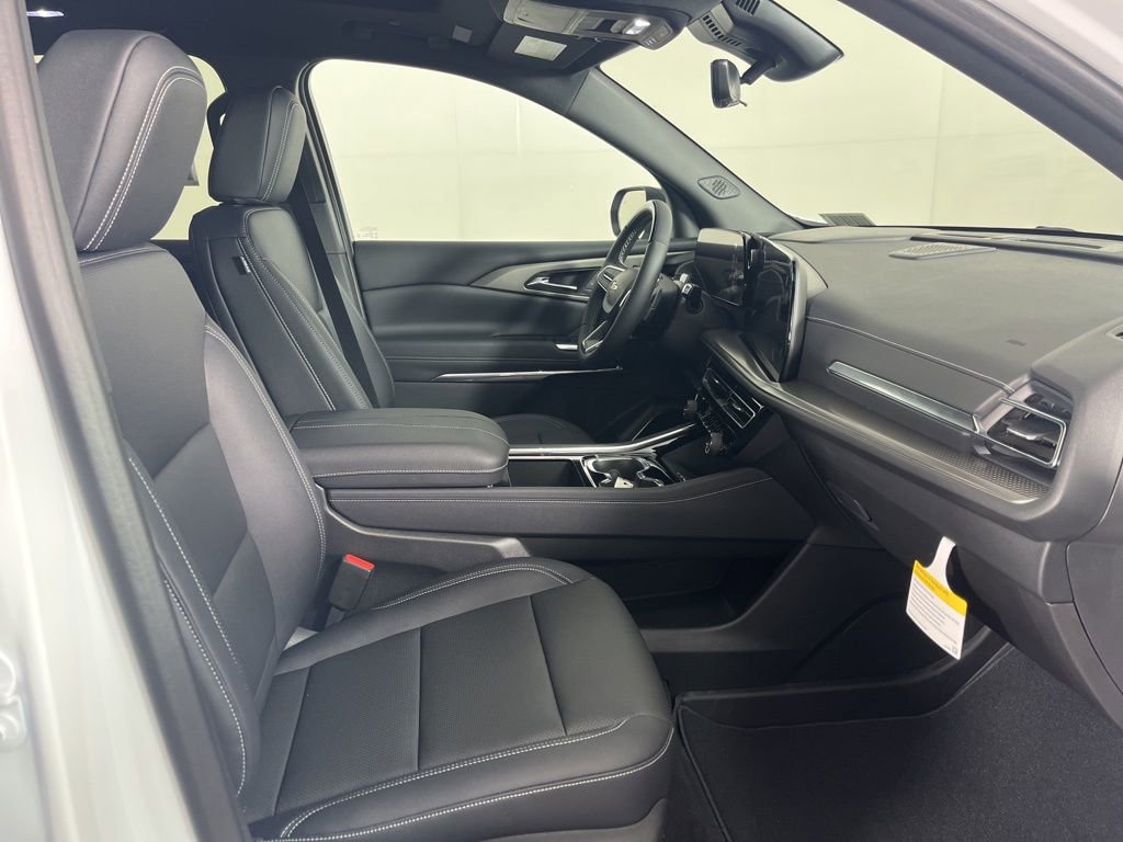 New 2026 Chevrolet Traverse LT w/ Enhanced Driving Package FWD image 9