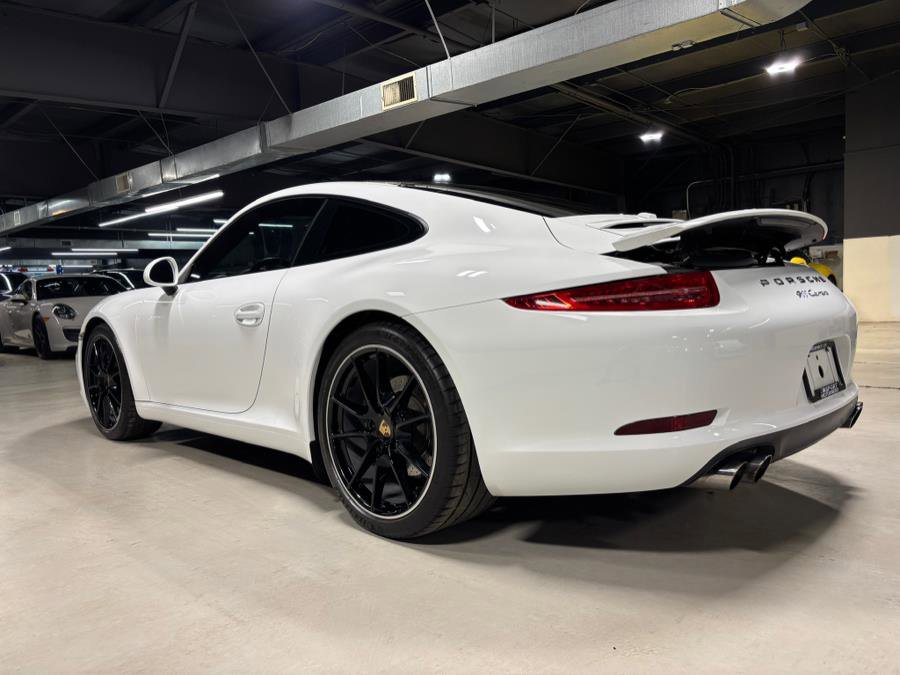 Used 2015 Porsche 911 Carrera image 17