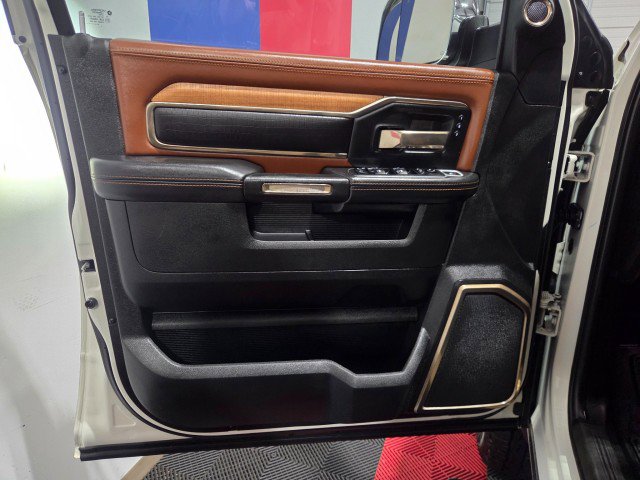 Used 2020 RAM 2500 Limited image 33