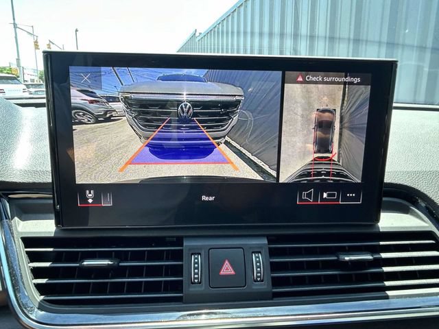 Used 2023 Audi Q5 e Premium Plus w/ Premium Plus Package AWD/4WD image 17