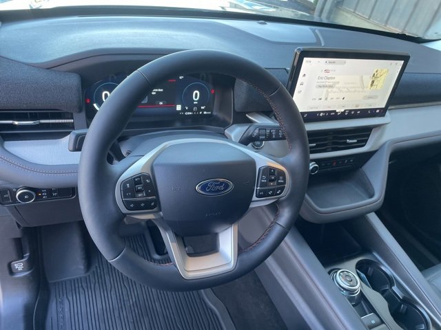 New 2026 Ford Explorer Active image 25