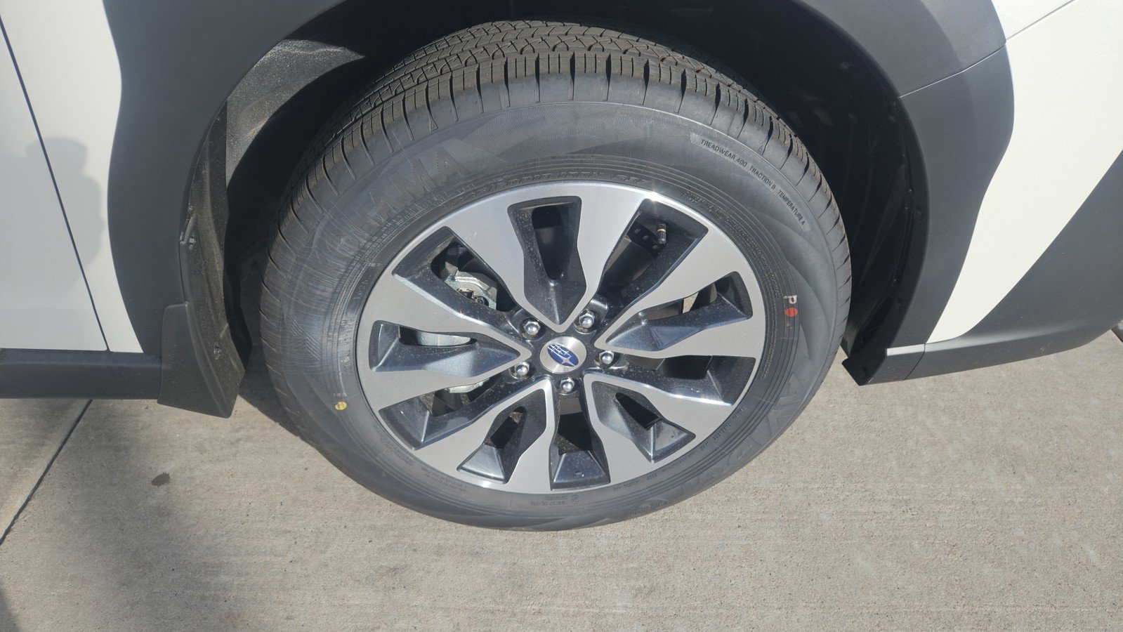 New 2025 Subaru Outback Limited image 2