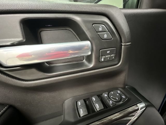 Certified 2020 Chevrolet Silverado 1500 LTZ w/ LTZ Premium Package AWD/4WD image 25
